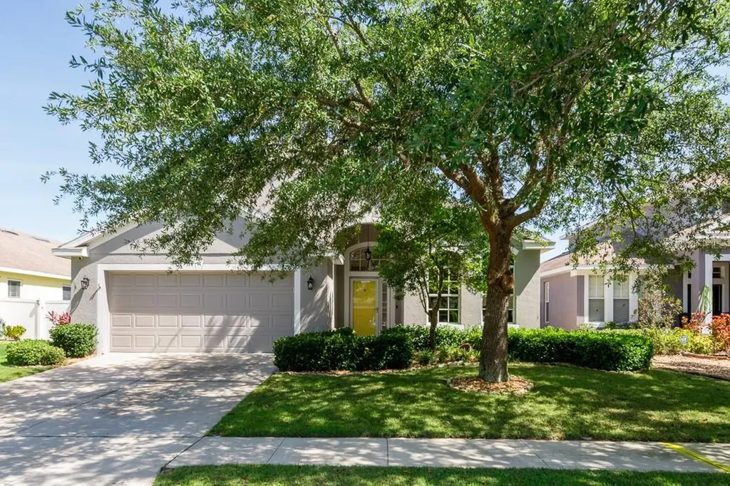 421 Halifax Bay Court Apollo Beach FL 33572