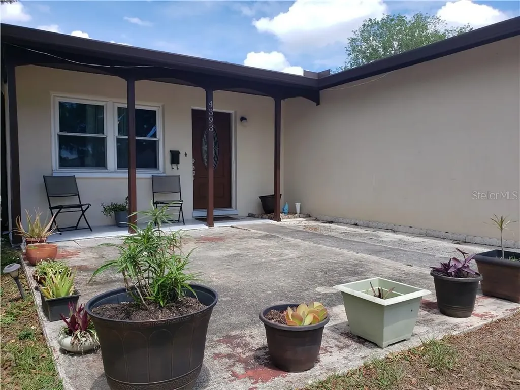 4393 66th Avenue N Pinellas Park FL 33781