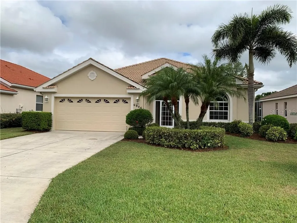6846 Wagon Wheel Circle Sarasota FL 34243