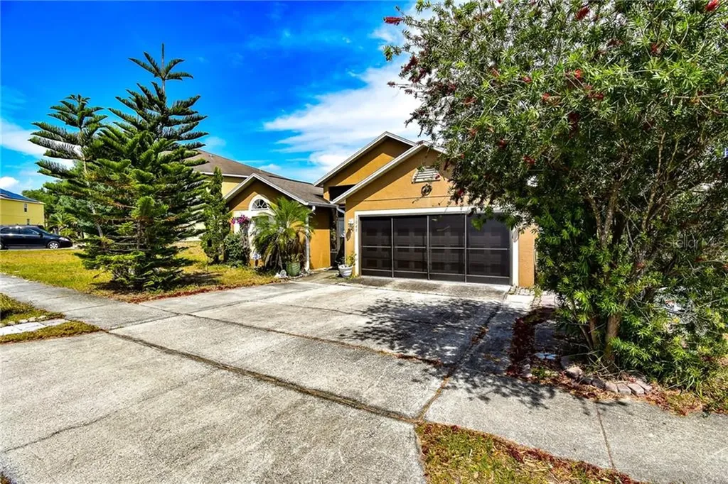 1049 Ronlin Street Haines City FL 33844