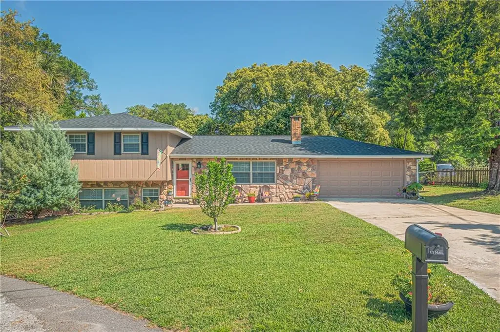 1541 W Talton Avenue Deland FL 32720