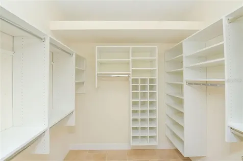 4871 Luster Leaf Lane Sarasota FL 34241