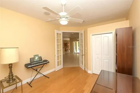 4871 Luster Leaf Lane Sarasota FL 34241