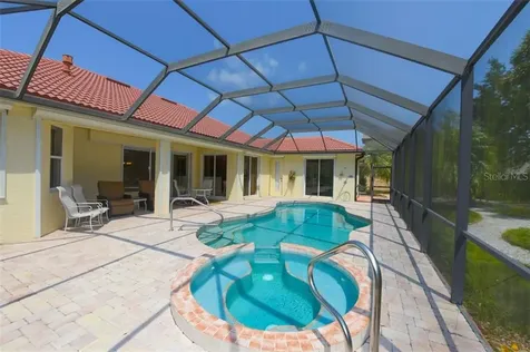 4871 Luster Leaf Lane Sarasota FL 34241