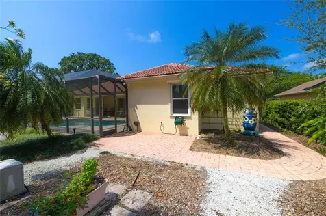 4871 Luster Leaf Lane Sarasota FL 34241