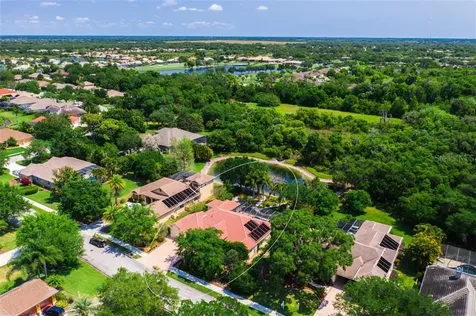 4871 Luster Leaf Lane Sarasota FL 34241
