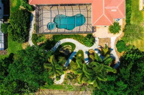 4871 Luster Leaf Lane Sarasota FL 34241