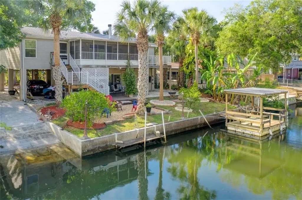 8142 River Point Drive Weeki Wachee FL 34607