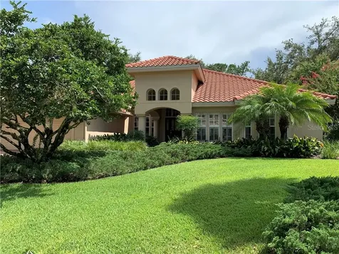 1112 Flores De Avila Tampa FL 33613