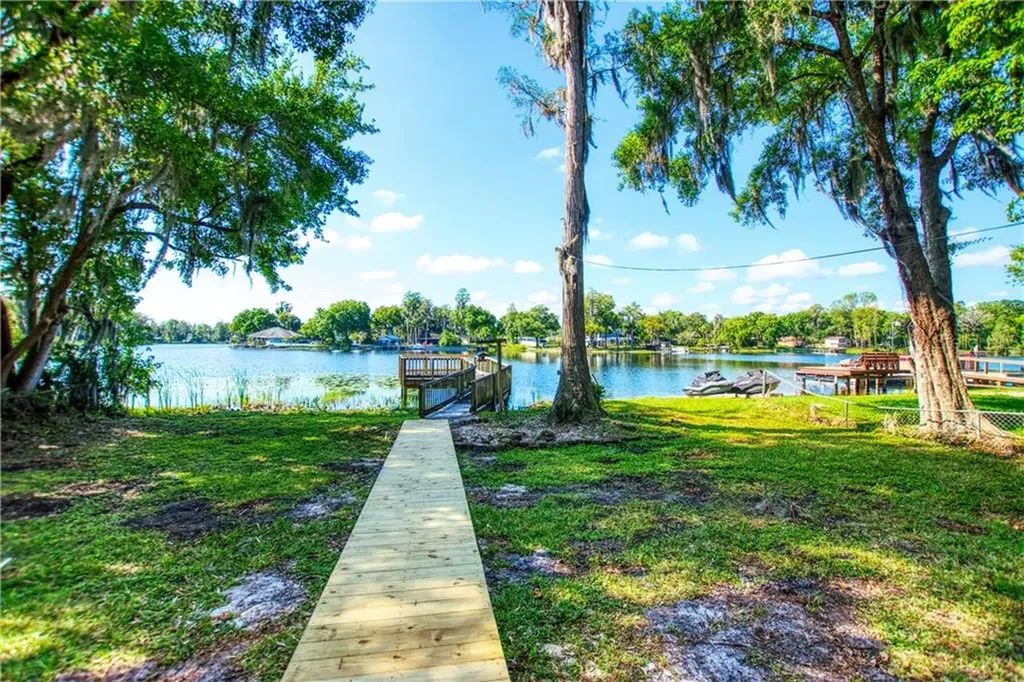 5640 Half Moon Lake Road Tampa FL 33625