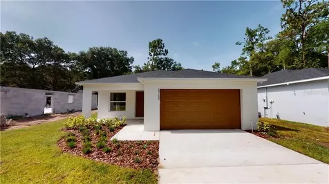 25100 Quaker Ridge Avenue Sorrento FL 32776