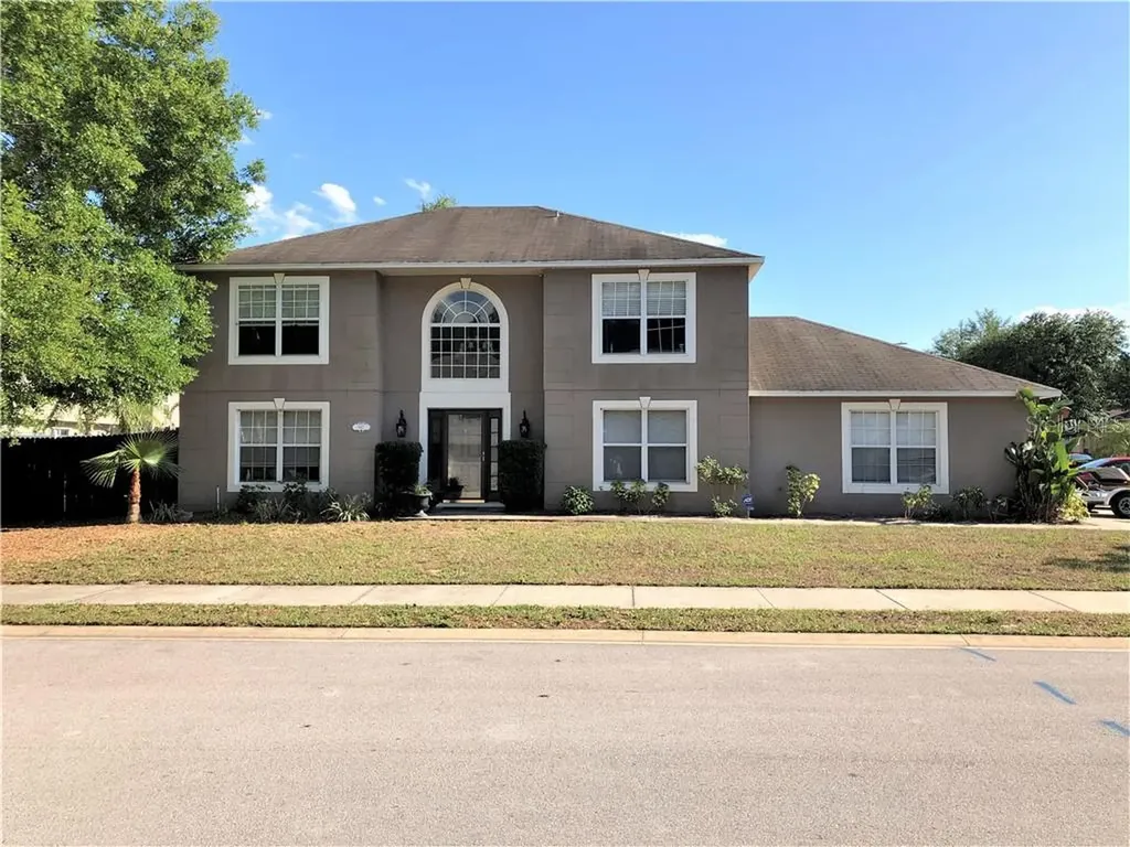 942 Cascades Park Trail Deland FL 32720