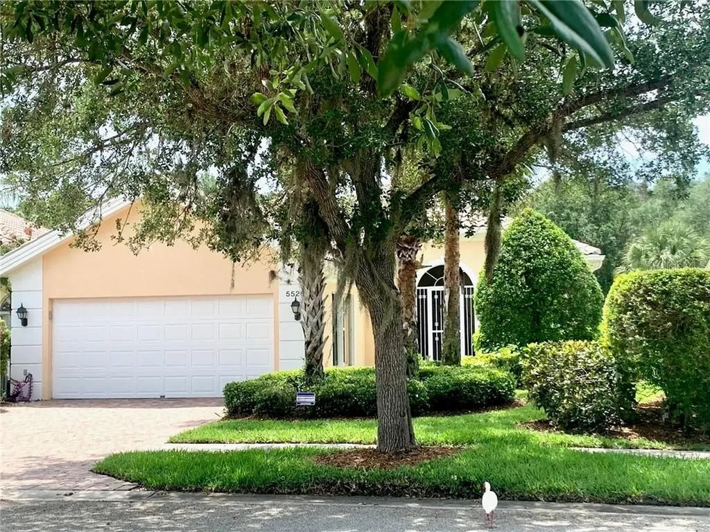 5525 Carmona Place Sarasota FL 34238