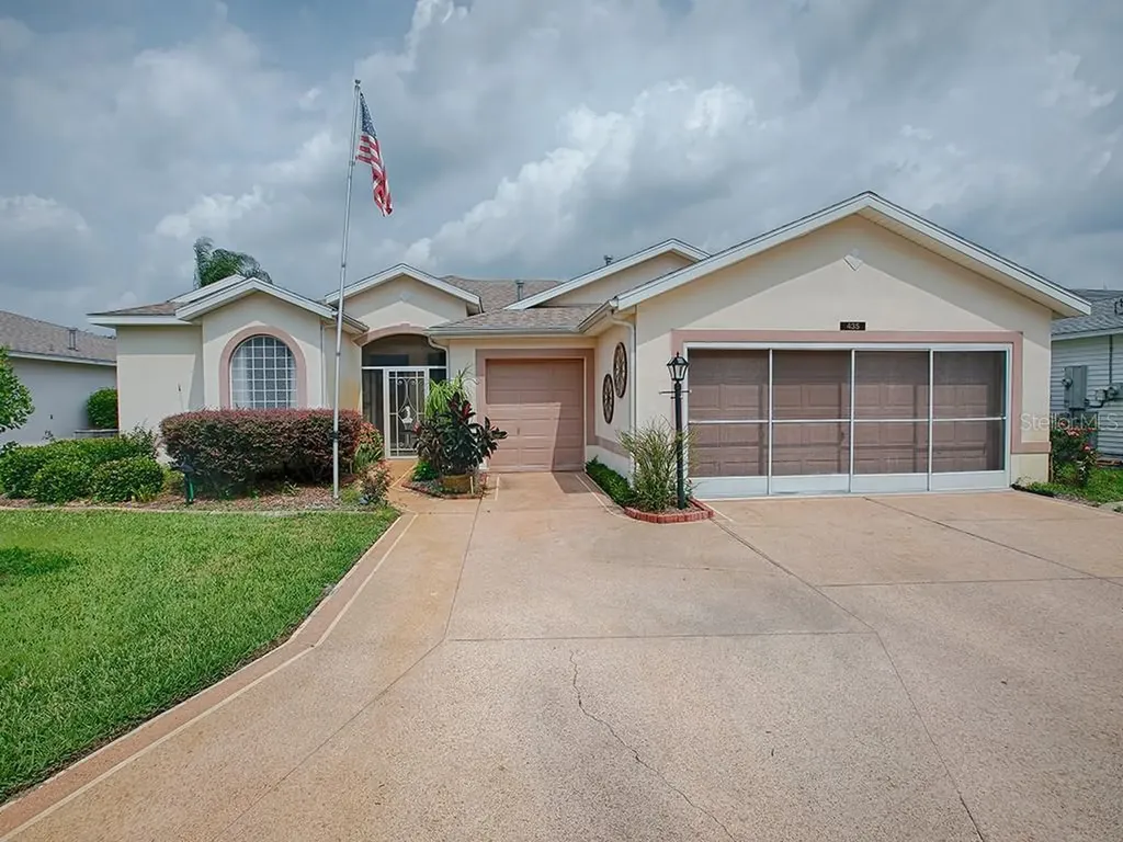 435 Bentwood Drive Leesburg FL 34748