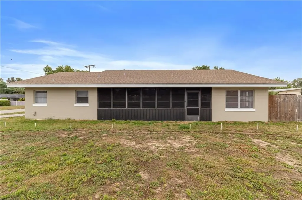 495 W Columbia Street Lake Alfred FL 33850