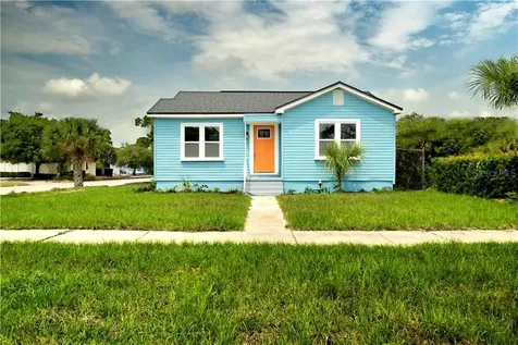 3863 1st Avenue S St Petersburg FL 33711