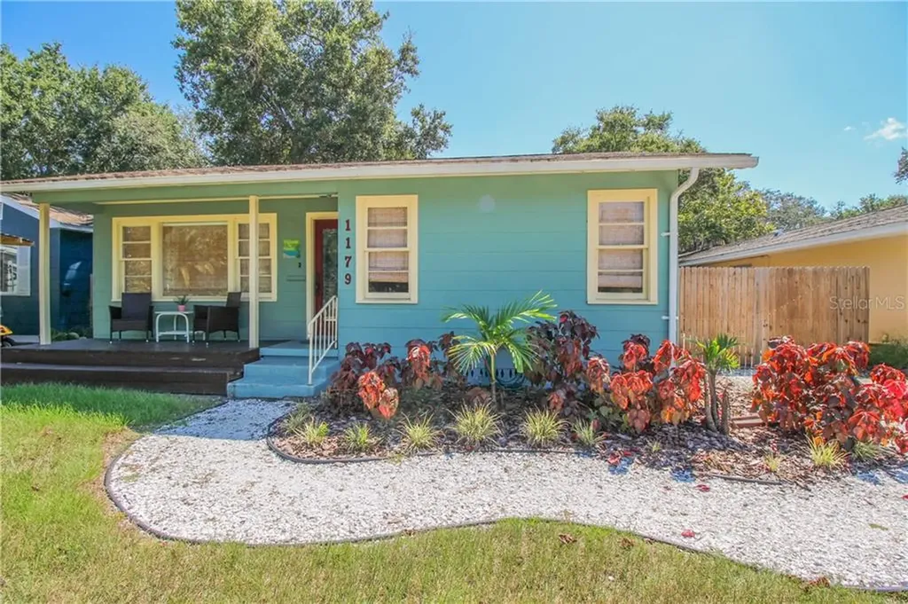 1179 Sedeeva Street Clearwater FL 33755