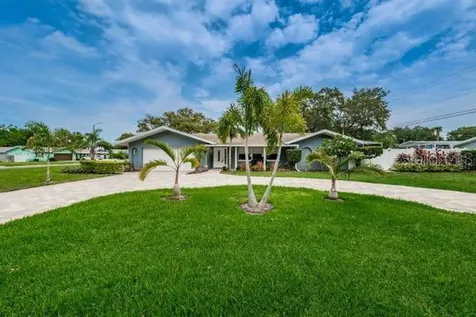 907 Monterey Avenue Clearwater FL 33759