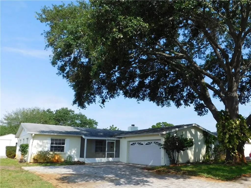 8210 91st Street Seminole FL 33777