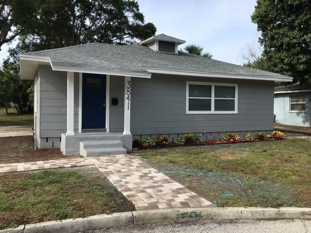 3841 16th Avenue S St Petersburg FL 33711
