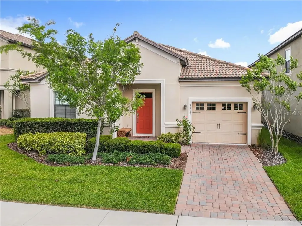 9113 El Caro Lane Davenport FL 33896