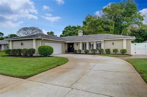 9485 133rd Street Seminole FL 33776