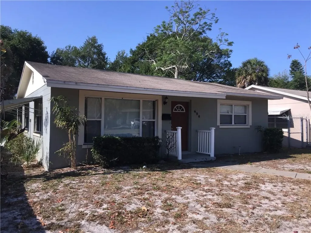 628 62nd Avenue S St Petersburg FL 33705