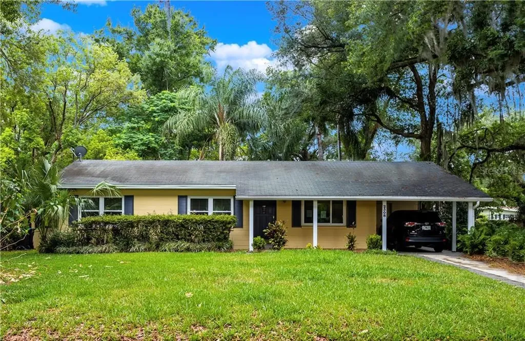 2508 Lake Wade Court Orlando FL 32806