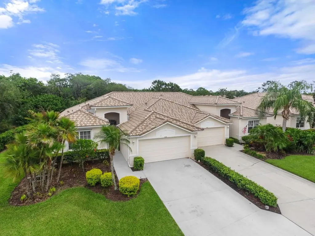 4385 Chase Oaks Drive Sarasota FL 34241