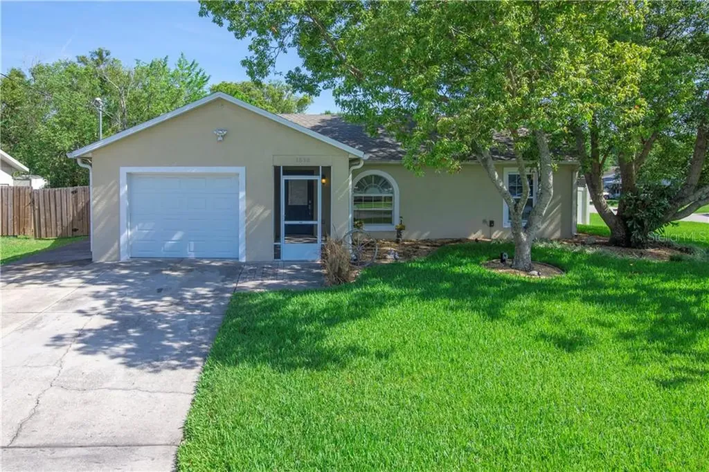 1898 16th Street Saint Cloud FL 34769
