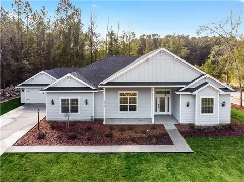 19705 NW 159th Place Alachua FL 32615