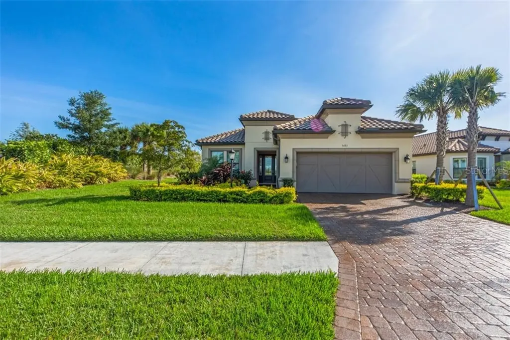 5433 Manchini Street Sarasota FL 34238