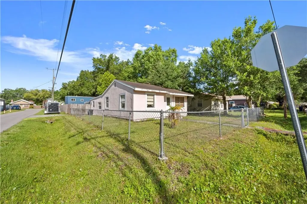 7002 N Dakota Avenue Tampa FL 33604