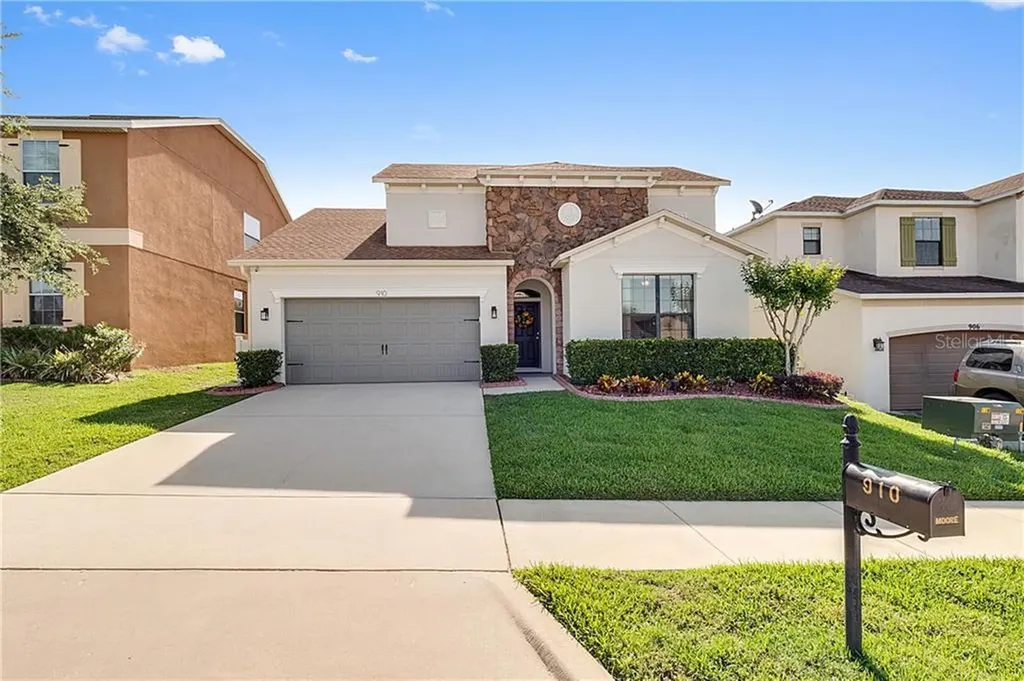 910 Arbor Pointe Avenue Minneola FL 34715