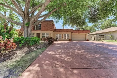 5315 1st Avenue Drive NW Bradenton FL 34209