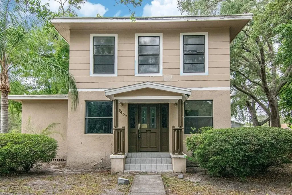 5457 2nd Avenue S St Petersburg FL 33707
