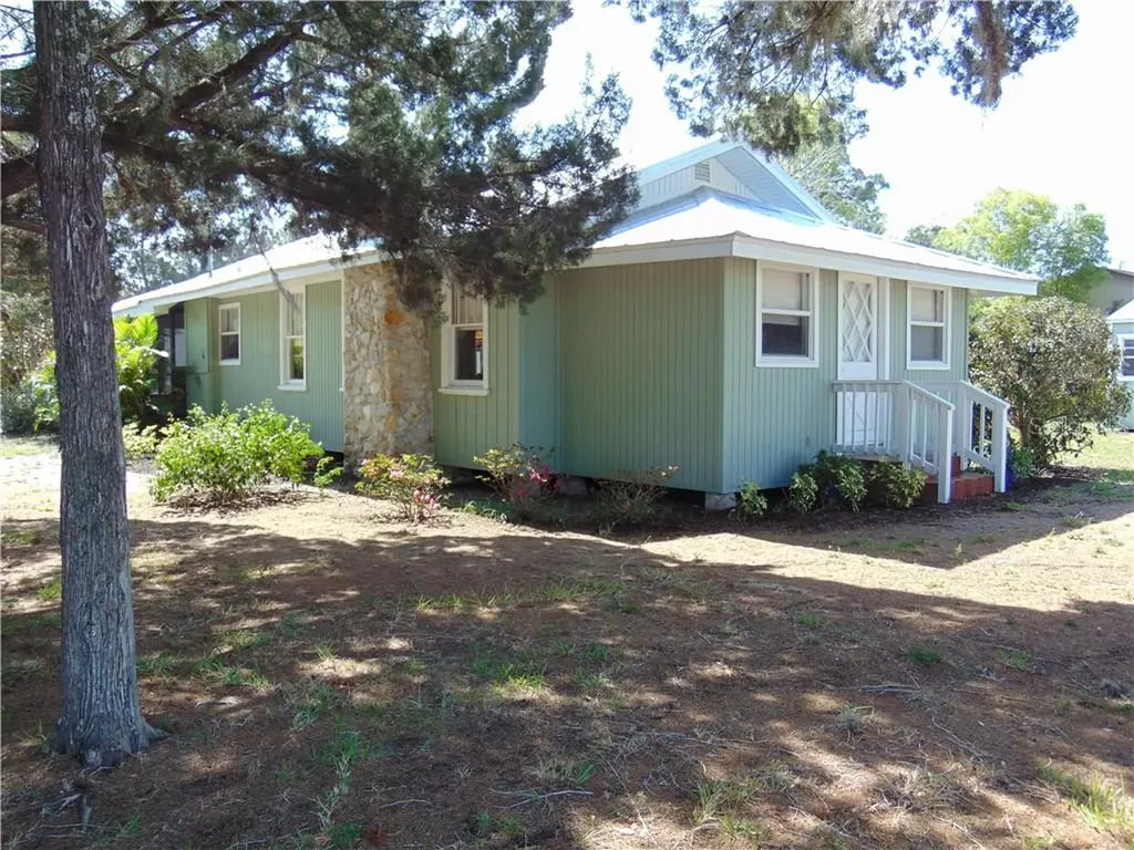 1601 New Point Comfort Road Englewood FL 34223