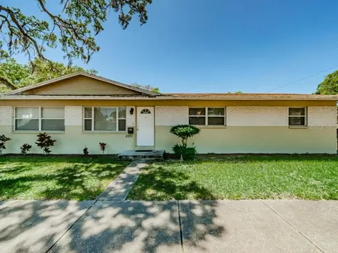 2201 26th Street S St Petersburg FL 33712