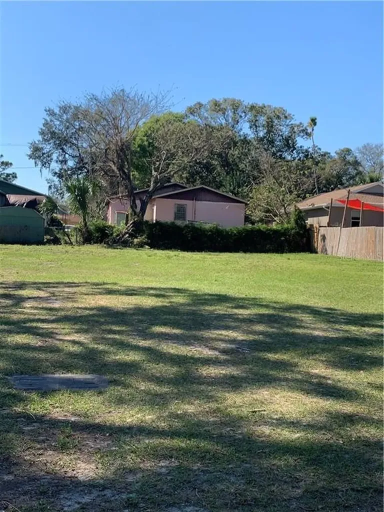 9304 N Margaret Avenue Tampa FL 33612
