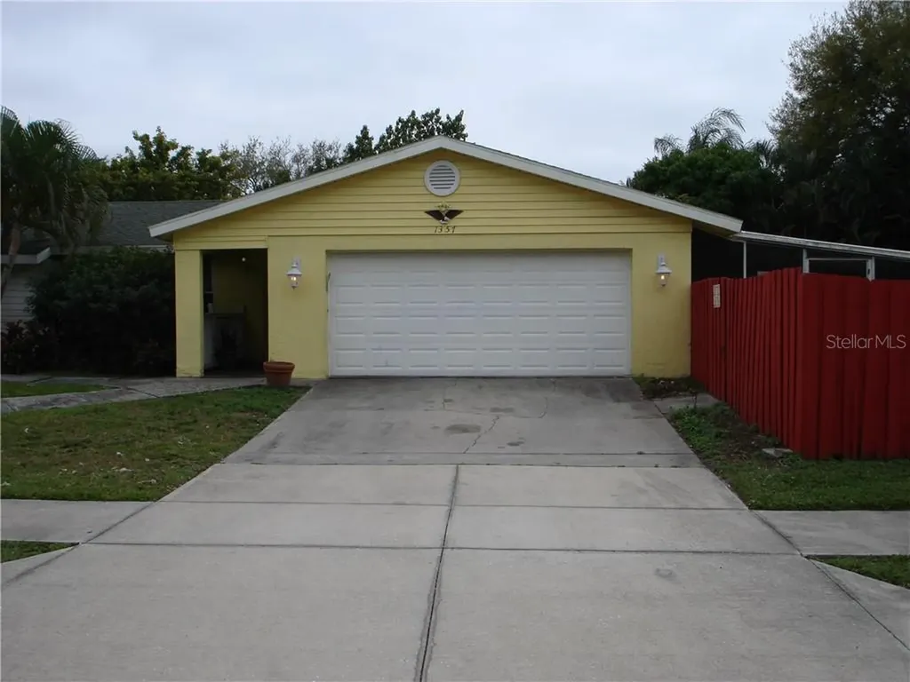 1357 Tarpon Avenue Sarasota FL 34237