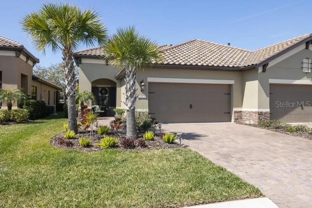 6432 Positano Court Sarasota FL 34243