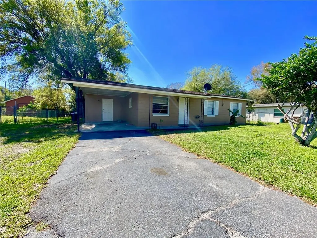 920 Garden Street Kissimmee FL 34744