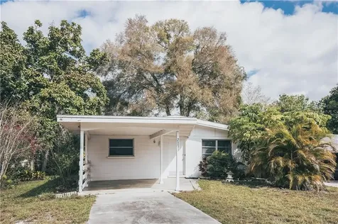 2273 Wood Street Sarasota FL 34237