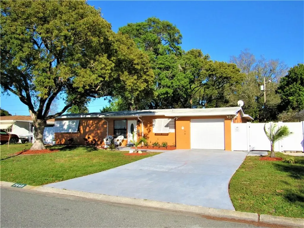 7449 10th Street N St Petersburg FL 33702