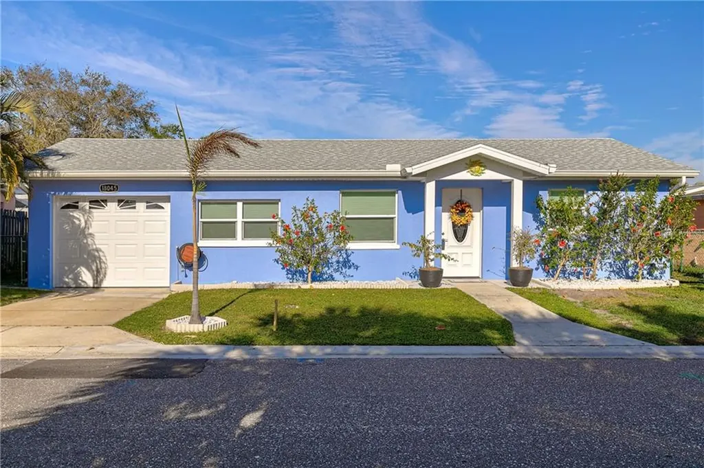 18045 4th Street E Redington Shores FL 33708