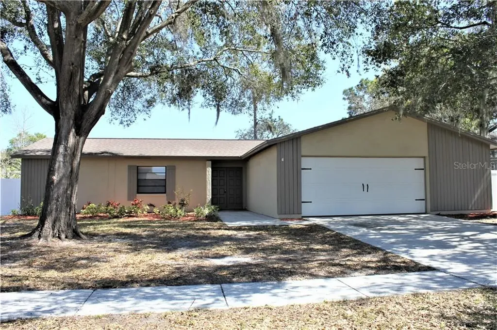 4024 Eastridge Drive Valrico FL 33596