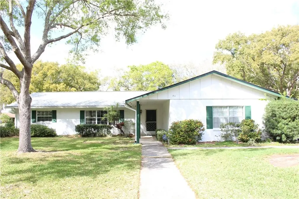 711 Valencia Court Winter Garden FL 34787