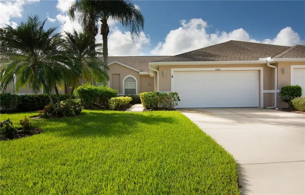 5120 Blue Ash Avenue Sarasota FL 34241