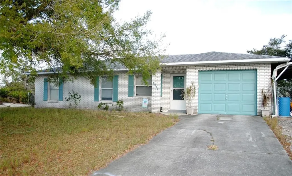 2211 Lemon Drive Lake Wales FL 33898