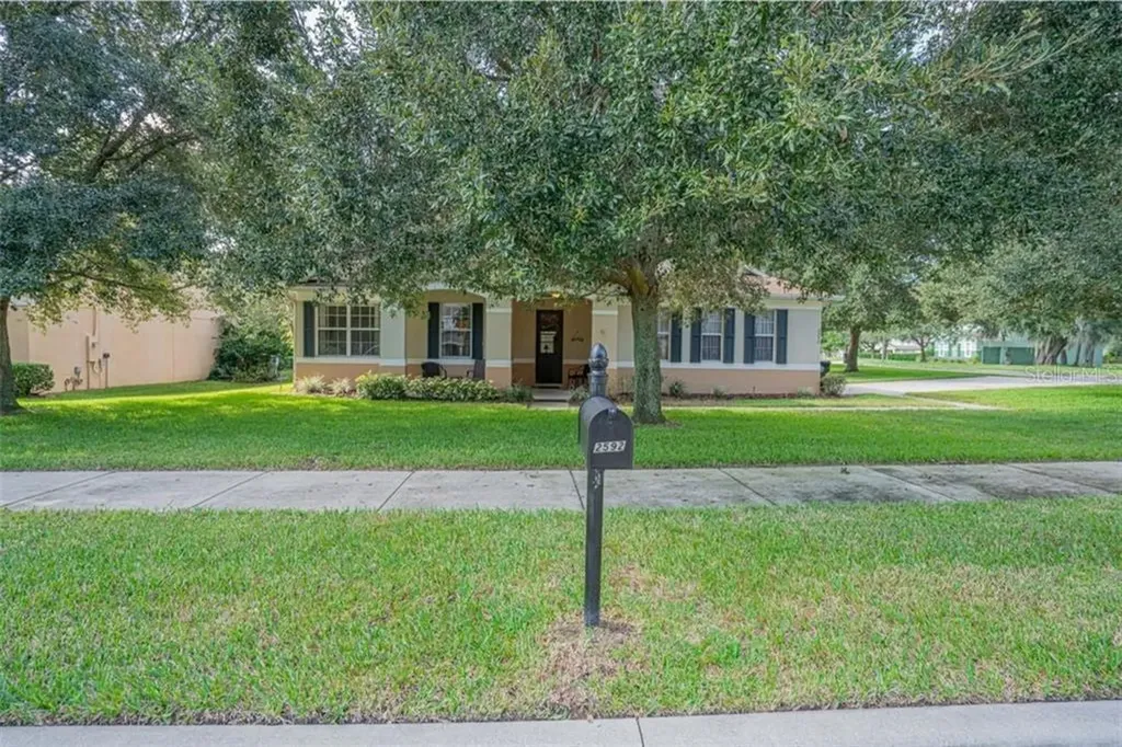 2592 Breezy Meadow Road Apopka FL 32712